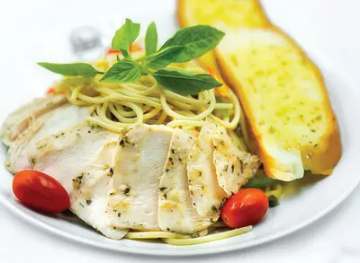 Aglio e Olio with Chicken & Green Pesto